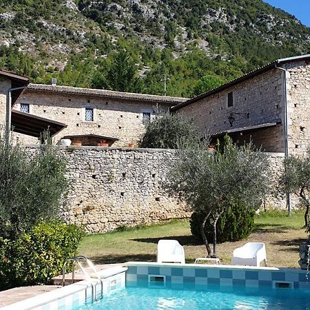 Rocca Lorenizo Pacentro エクステリア 写真