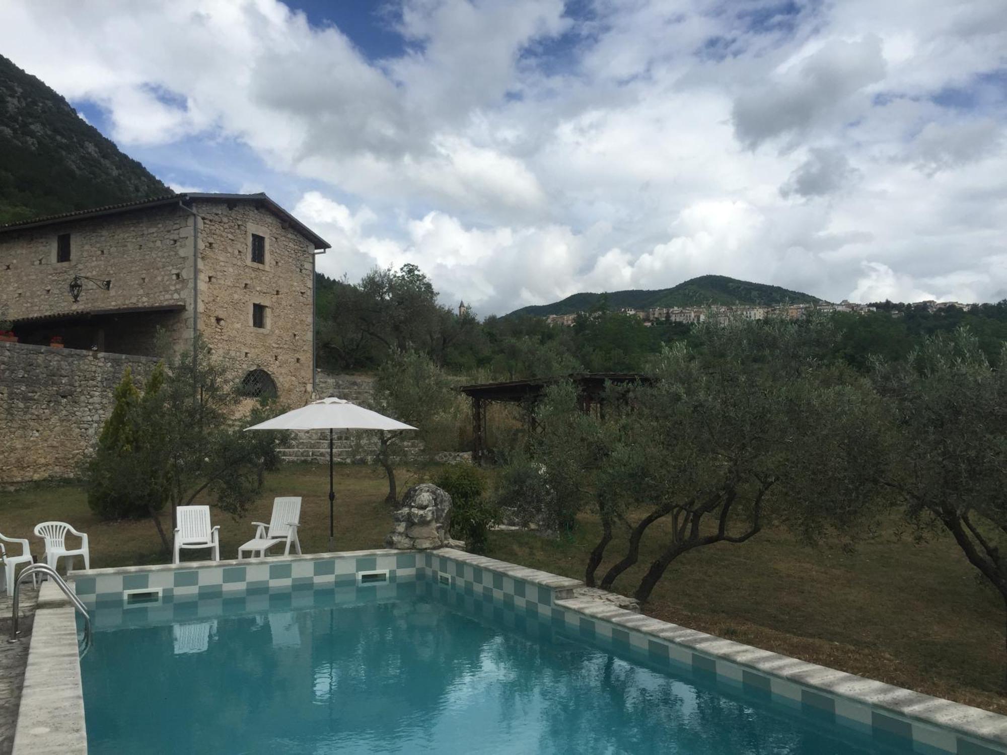 Rocca Lorenizo Pacentro エクステリア 写真